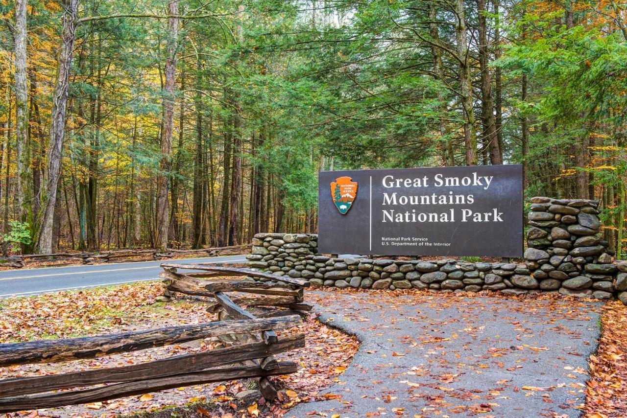 Вилла Mountain Memories Гатлинбург Экстерьер фото